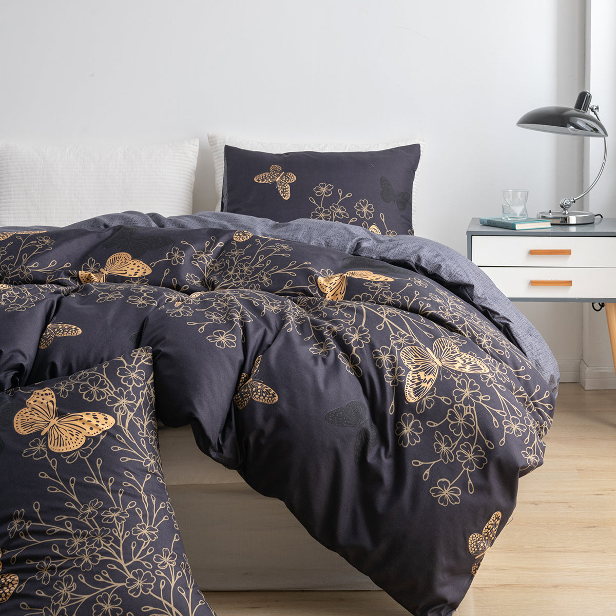 Microfiber printed golden flower duvet