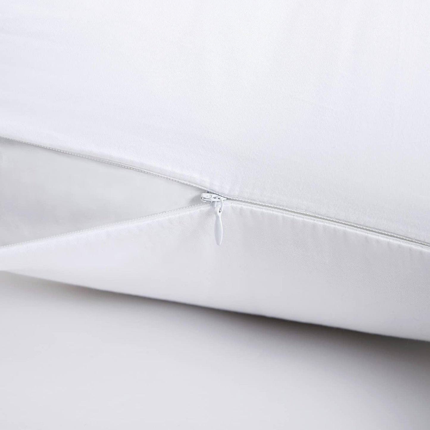 4 PAIRS White  Zippered Pillow Cases Standard Size, Allergy-Free and Breathable Pillow Protectors, 100% Cotton